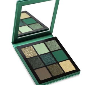 💋 Emerald Obsessions — Huda